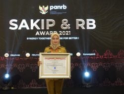 Reformasi Birokrasi Berjalan Baik, Luwu Utara Terima Penghargaan SAKIP dan RB Award 2021