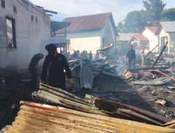 Duka Warga Panyula, Personel Brimob Diterjunkan Bantu Korban Kebakaran