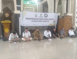 UPZ Baznas Pemprov Sulsel Salurkan Bantuan Beras Kepada Kaum Dhuafa di BTP Makassar