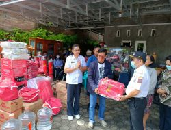 Buffer Stok Logistik Pemprov Sulsel disalurkan untuk Korban Kebakaran di Ariang, Tana Toraja