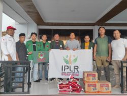 IPLR dan IPMAPUS Sulbar Salurkan Bantuan Korban Banjir Di Lutra, Wabup: Terima Kasih