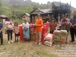 Gubernur Sulsel Bantu Logistik Korban Terdampak Kebakaran Rumah Tongkonan di Toraja