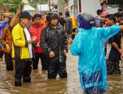 Pantau Lansung Banjir Parepare, Taufan Pawe Minta BPBD Siaga 24 Jam
