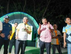 Taufan Pawe dan Bupati Andi Utta Nobar Final Piala Dunia di Pasar Sentral Bulukumba
