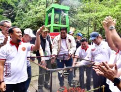 Gubernur Andi Sudirman Lepas 19 Spesies Kupu-kupu di Tenas Alumni Unhas di Bantimurung