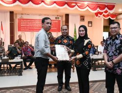 Bersama USAID ERAT, Bupati IDP Komitmen Hadirkan Kualitas Pembangunan Berkelanjutan