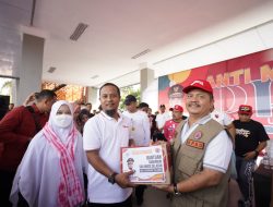 Gubernur Serahkan Dana Hibah Rp3 Miliar untuk Pondok Pesantren Panrita Jabal Hikmah