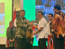 Dianggap Berkinerja Baik Dalam Tata Kelola Keamanan Pangan, Bapanas Serahkan Mobil Laboratorium Keliling Untuk Pemprov Sulsel