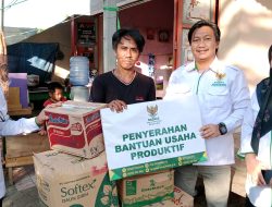 Baznas Bone Salurkan Bantuan Usaha Produktif di Tiga Titik di Kota Watampone