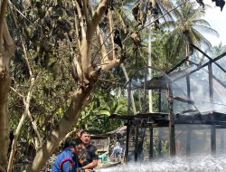 Korsleting Listrik, Empat Rumah di Panyili Palakka Ludes Terbakar