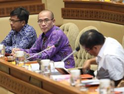 Maju di Pilkada, Caleg Terpilih Wajib Mundur