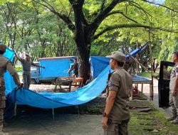 Satpol PP Kabupaten Bone Tertibkan Lapak Liar di Kawasan Terminal Petta Ponggawae