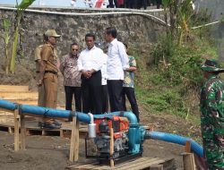 Presiden Jokowi Didampingi Mentan Andi Amran Tinjau Program Pompanisasi di Klaten