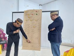 Silaturahmi KB La Page Arung Mampu Arung Sijelling Arung Maloloe Ri Bone, Anak Cucu: Andi Damis, Andi Fashar, Andi Baso Bone, Andi Amran, A Panaungi, Andi Promal dan Andi Romi