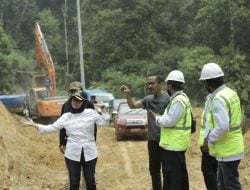 Ruas Jalan ke Kecamatan Seko Ditarget Tuntas Tahun Ini