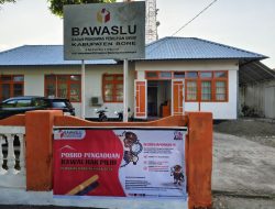 Pastikan Hak Pilih Warga, Pimpinan Bawaslu Bone Lakukan Patroli Kawal Hak Pilih Di 27 Kecamatan