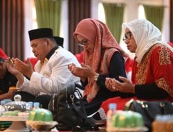 Bupati IDP Hadiri Pengajian Akbar BKMT Luwu Utara