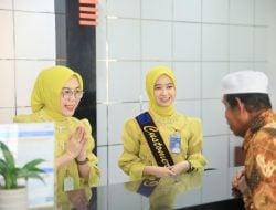 Rayakan Hari Pelanggan Nasional, Pegawai BRI Cabang Watampone Gunakan Busana Adat