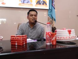 Seminar Hukum FKK-HAM, Pimpinan Bawaslu Bone Ajak Pemuda Wujudkan Demokrasi Sehat