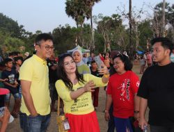 Kesederhanaan Andi Rio Jadi Daya Tarik Simpatik dari Emak-Emak