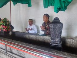 Menang Versi Hitung Cepat, Andi Asman Ziarah ke Makam Raja Bone Arung Palakka