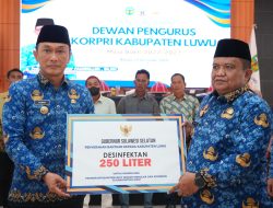 Pj Gubernur Prof Zudan Bakar Semangat Pengurus Korpri dan Bagikan Ratusan Bantuan untuk Warga Luwu