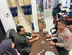 Respon Keluhan Pengguna Jalan, Kasat Lantas Polres Bone Tegur Pemilik Toko Saro Niaga