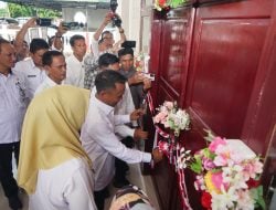 Bupati Bone Resmikan Pembangunan Rehab Kantor Desa Mallari