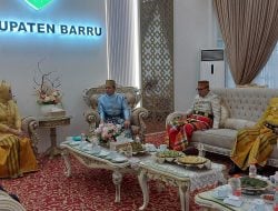 Wabup Bone Andi Akmal Hadiri Hari Jadi Barru, Doakan Semoga Membawa Kebaikan