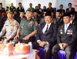 Hadiri Upacara Hardiknas, Kapolres Bone Tunjukkan Dukungan Polri Terhadap Dunia Pendidikan