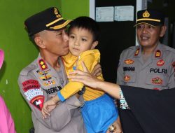 HUT Bhayangkara ke-79, Kapolres Bone Anjangsana ke Purnawirawan Polri dan Anak Yatim