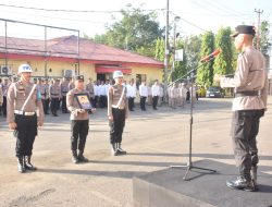 Polres Bone Gelar Upacara PTDH Personel Terlibat Narkoba, Kapolres: “Sekali Melanggar, Tak Ada Toleransi!”