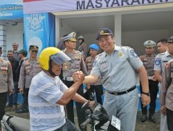 Dirgakkum Korlantas Polri Hadiri Aksi Peduli Keselamatan: Jasa Raharja & Polres Soppeng Bagikan Helm dan Edukasi Safety Riding