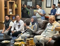 Jasa Raharja Perkuat Komitmen Pelayanan dan Koordinasi Antarinstansi Saat Tinjau Lokasi Evakuasi KM Tunu Pratama Jaya