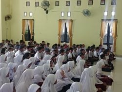 Sosialisasi Ops Patuh di Sekolah, Satlantas Polres Bone   Edukasi Pelajar Dibawah Umur