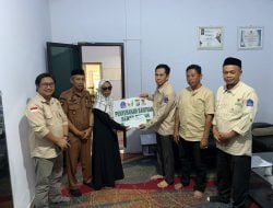 Baznas Salurkan Bedah Rumah untuk Ibu Darna Guru Mengaji Korban Rumah Roboh